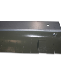 Fringe rail 1206 Colony hand gathering nest PickUp